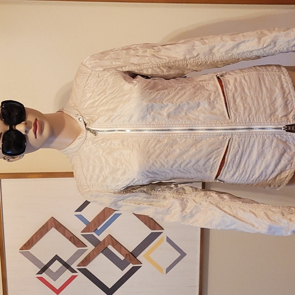 Prada wind breakers - Picture 9 of 12